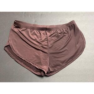 shorts‎ size large